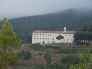 Il convento, vista dal culmine del viottolo