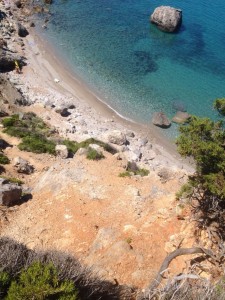 La spiaggia dei Pozzarelli, vista dall'alto.